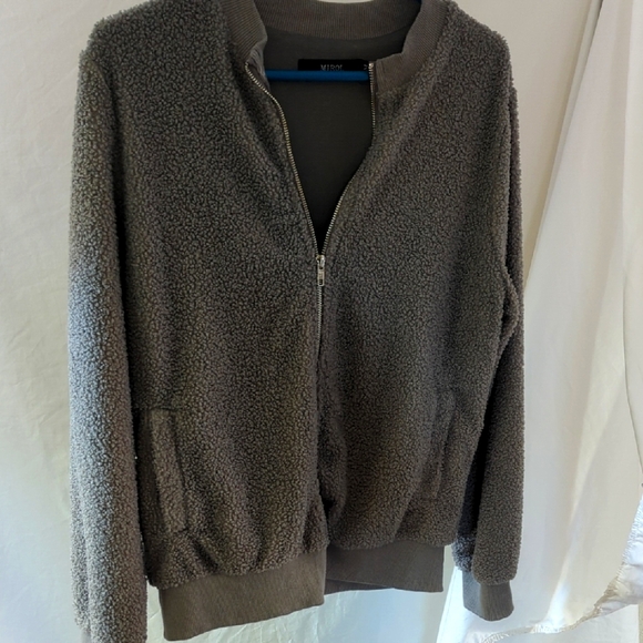 Cozy Gray Zip-Up Jacket - Picture 1 of 5